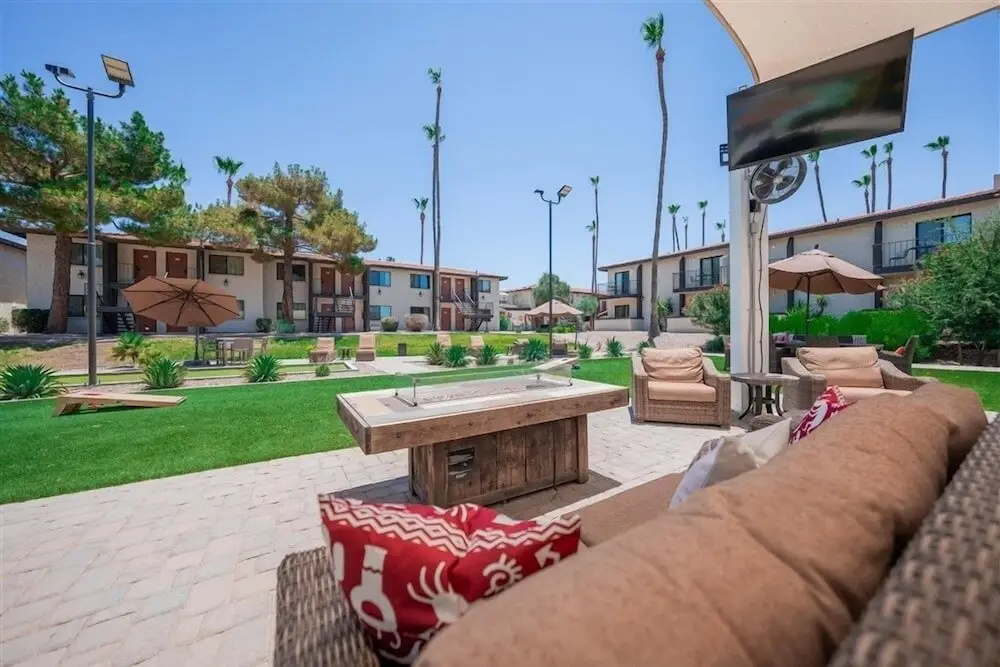 219 Fully Furnished with WiFi by RedAwning