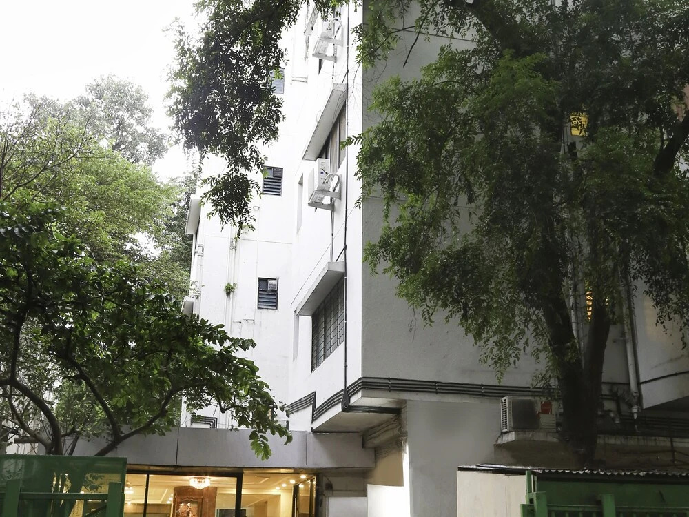 OYO 15090 Hotel Rajdeep