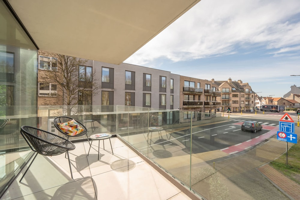 La Brise Knokke-heist Modern Appartement met 2 Slaapkamers en Zonnig Terras