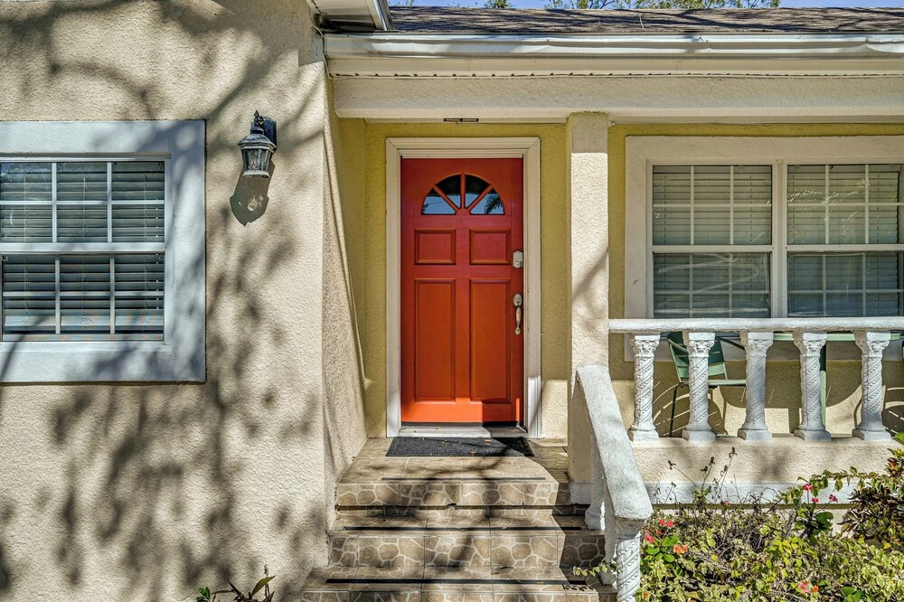 Backyard Fun & Dtwn Exploring: Family Gem in Tampa