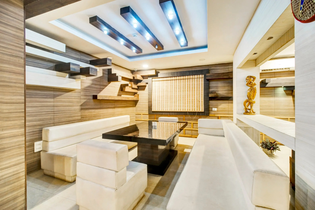 Super Townhouse Hatigaon Near Medicity — фото 4