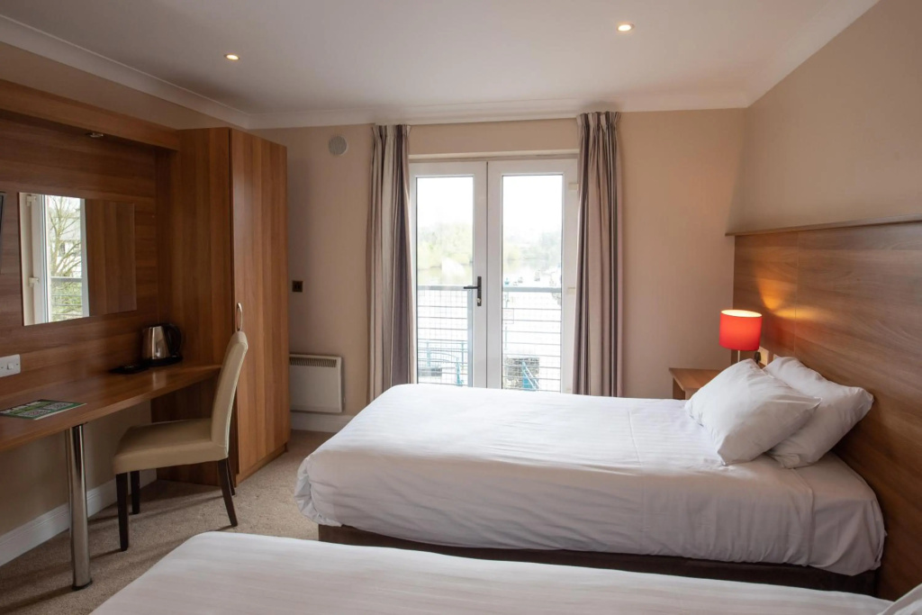 Riverside Hotel — 2