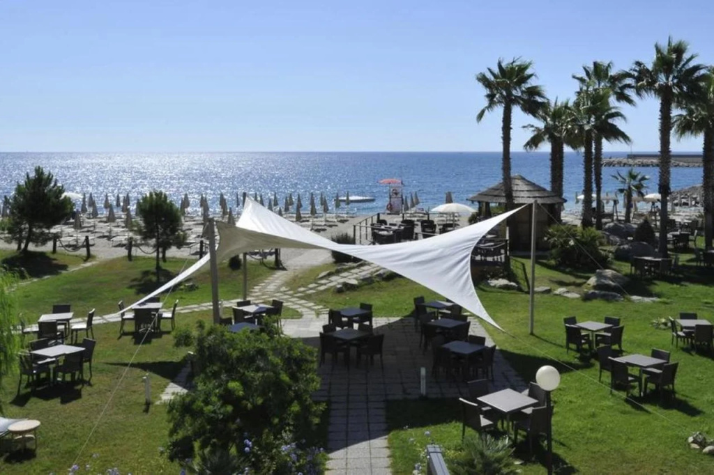 Aregai Marina Hotel & Residence - Général