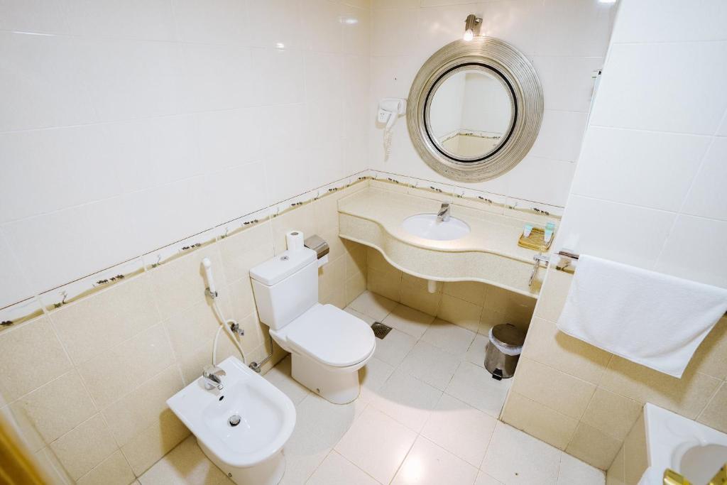 Crystal Plaza Hotel