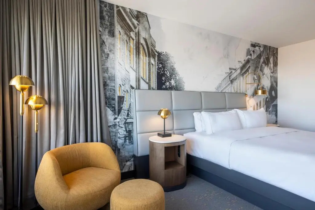 Double Junior Suite (full double bed)