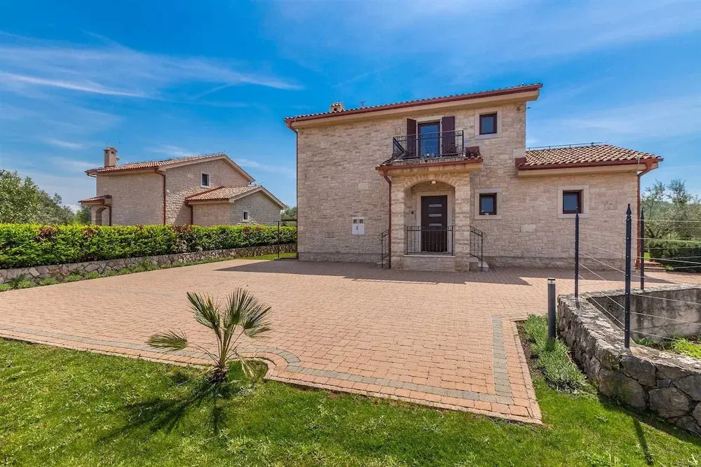 Holiday House Casa D Oro
