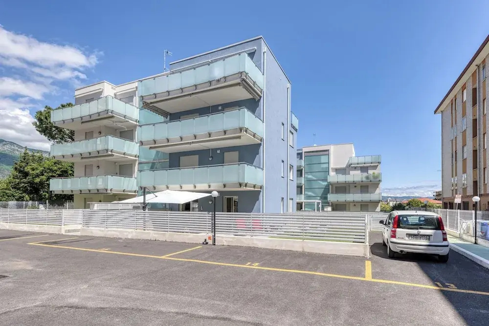 Marina Resort - Pool And Parking LUX