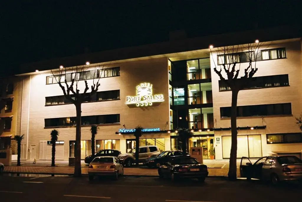 Hotel Port Salins by Pierre & Vacances