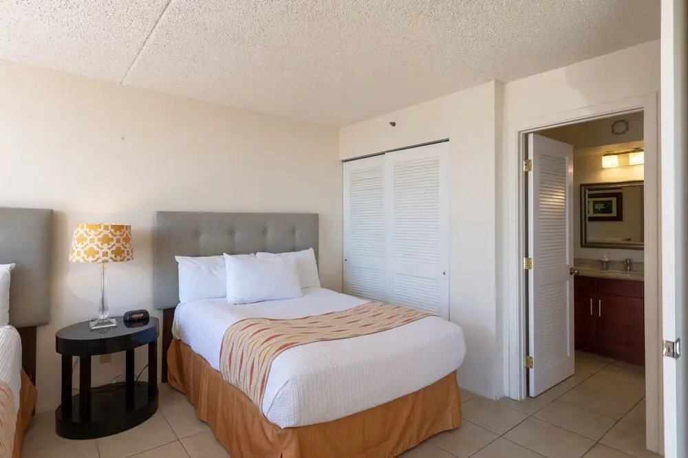Waikiki Banyan Tower 2 - Général