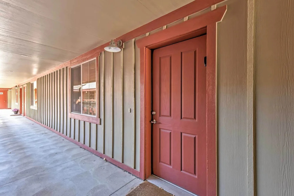 Airy Bear Hollow Condo: 5 Mi to Park City Mountain