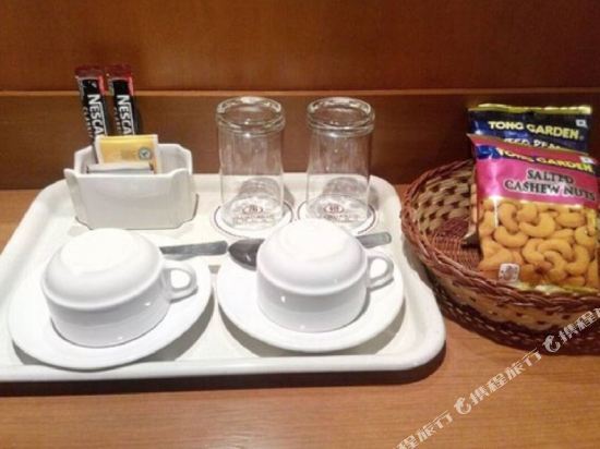 Mandarin Court Hotel