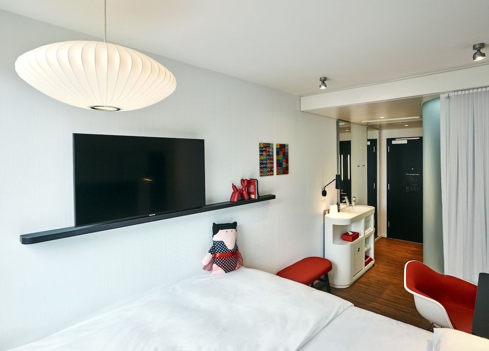 citizenM Austin Downtown hotel by null