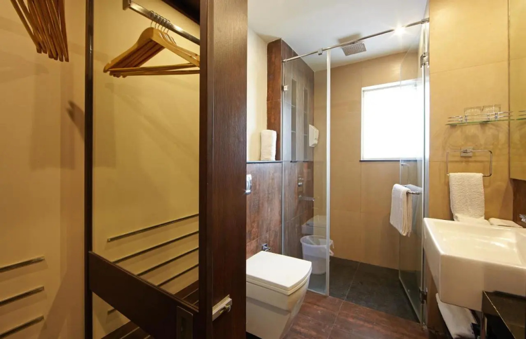Saravana's Golden Fruits Business Suites - Général