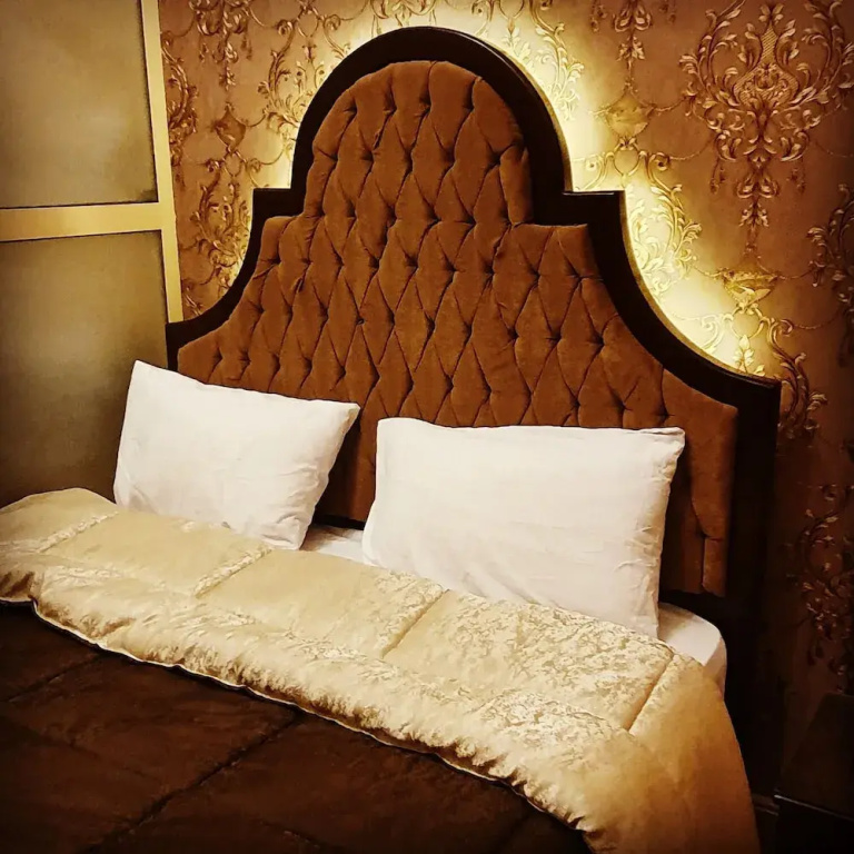1 Bedroom Deluxe Double room with balcony and with city view (full double bed)