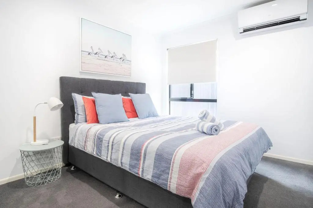 Stones Throw To Shelly Beach - Pet Friendly only a minutes walk to Shelly Beach!