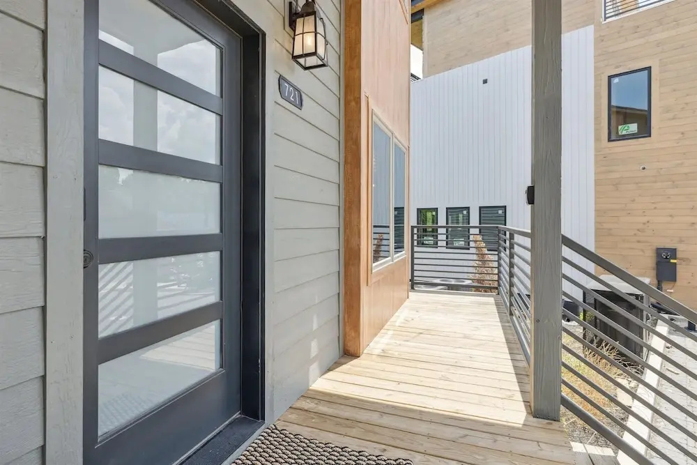 Gorgeous Brand-new Home w Pool Game Room Hot Tub