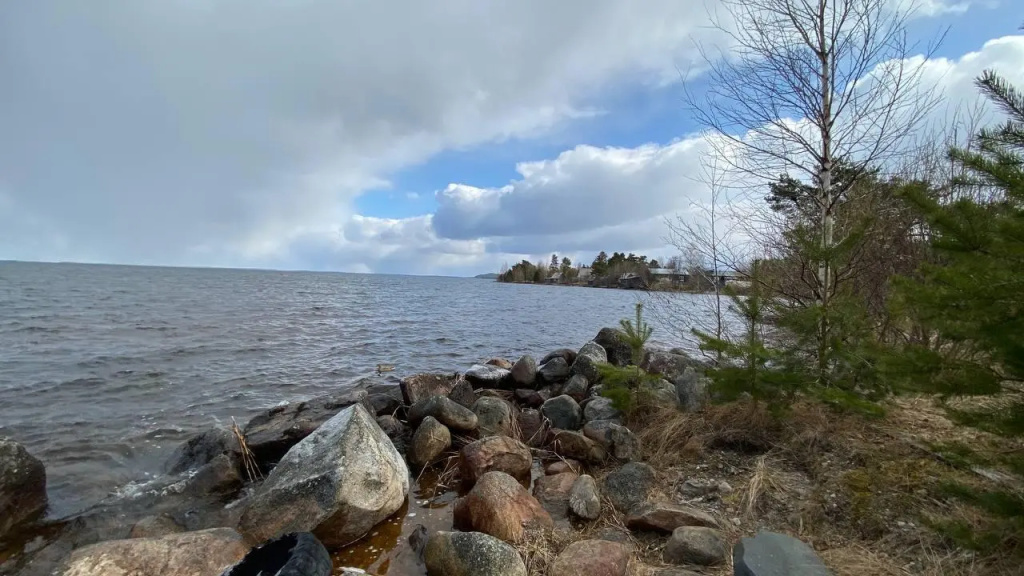 Beach & Waterfront