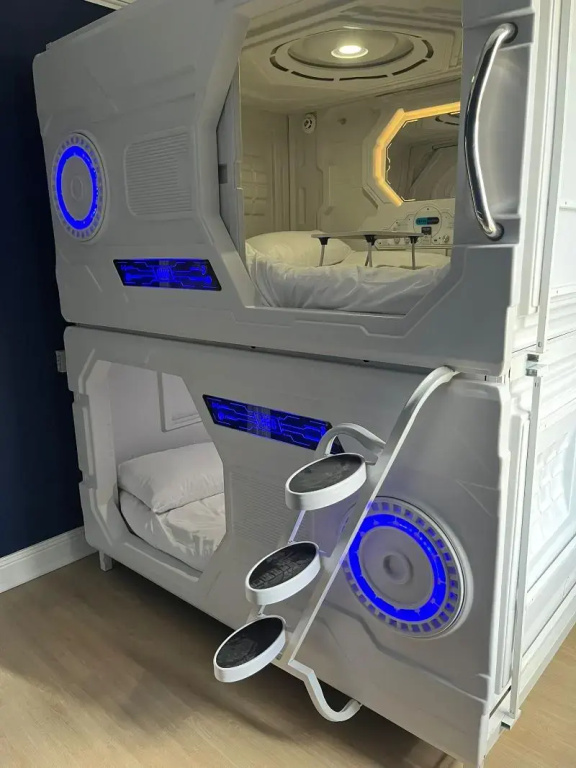Bed in Dorm
