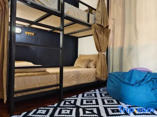Bed in Dorm (female dorm)
