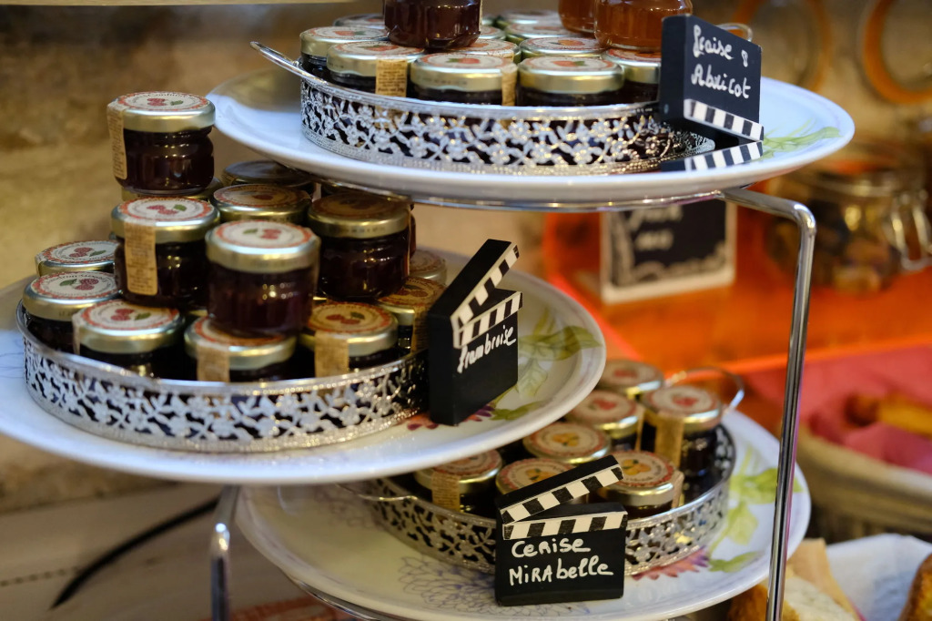 Hotel le Pavillon picture