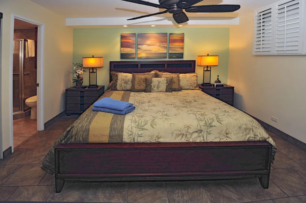 Hale Pau Hana Beach Resort - Général