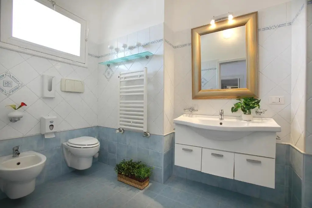Standard Double room with balcony (full double bed)