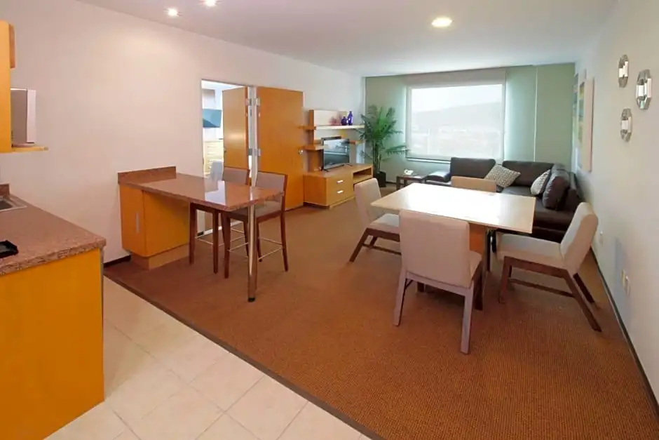 Holiday Inn Express & Suites Irapuato - Chambres