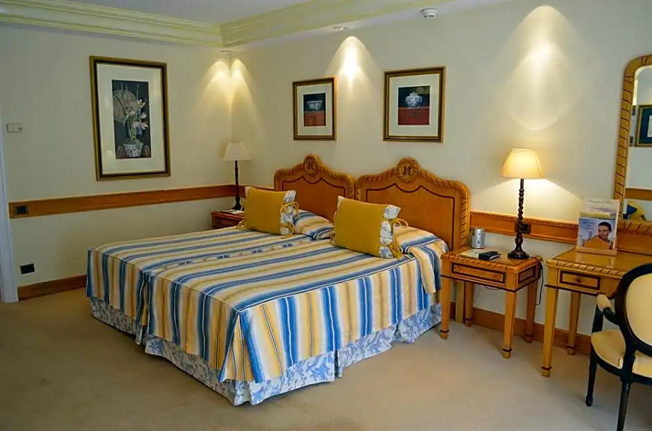 Olissippo Lapa Palace - Chambres