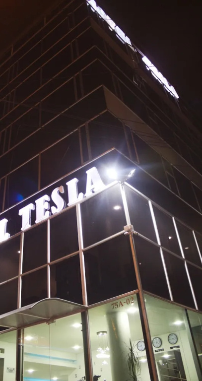 Hotel Tesla