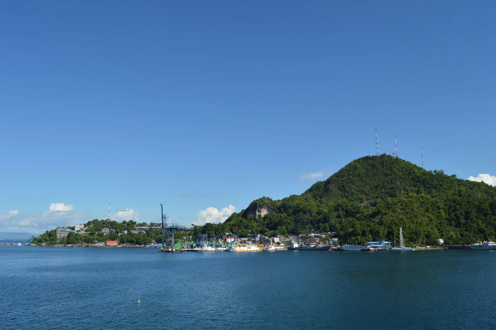 Beach & Waterfront