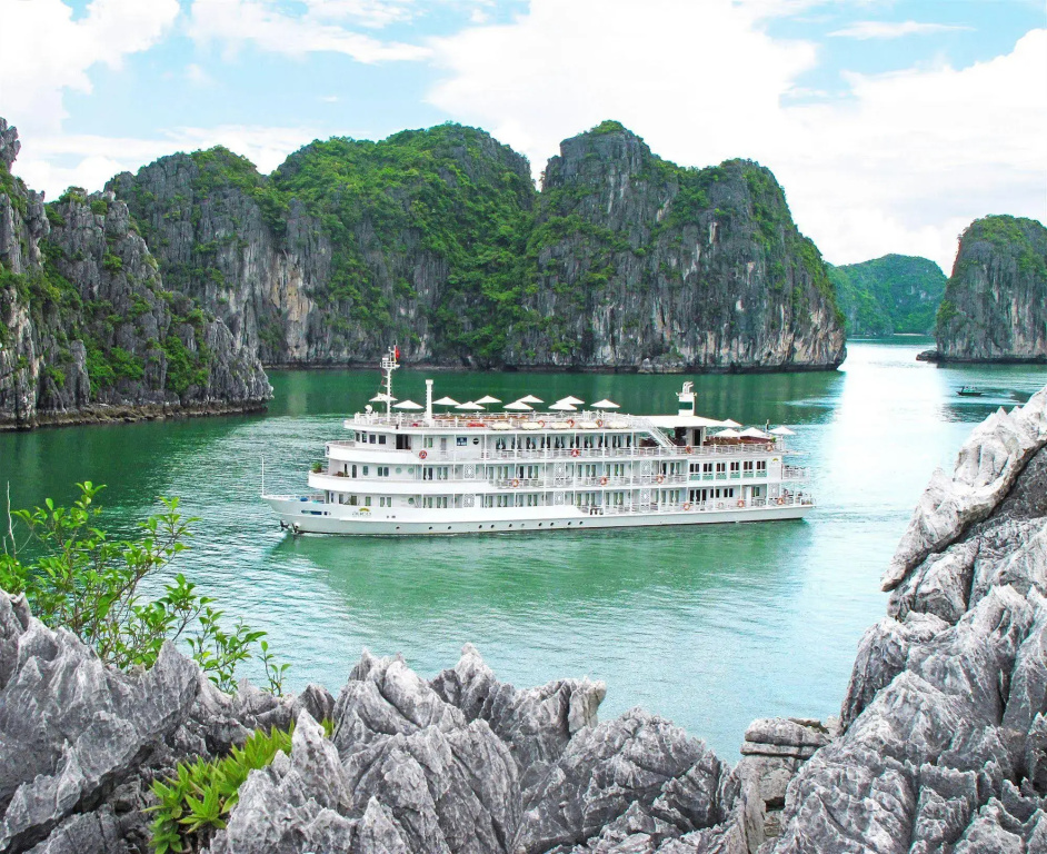 The Au Co Cruises