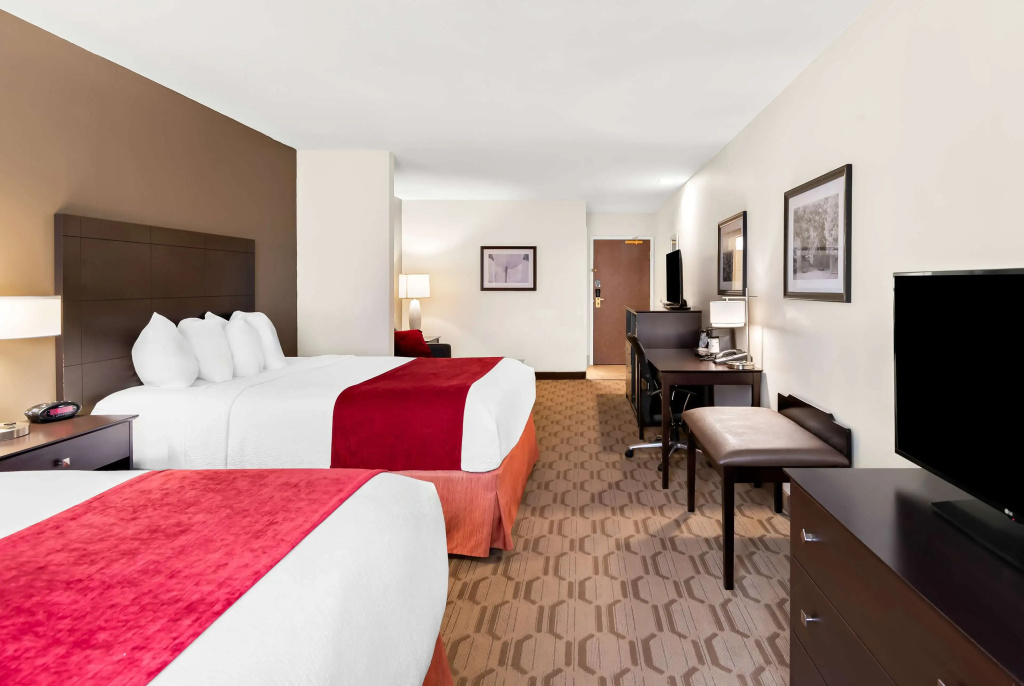 Quadruple Suite