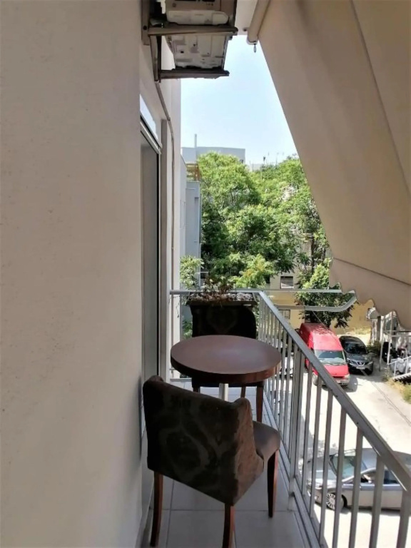 Athenian elegant apt near Acropolis