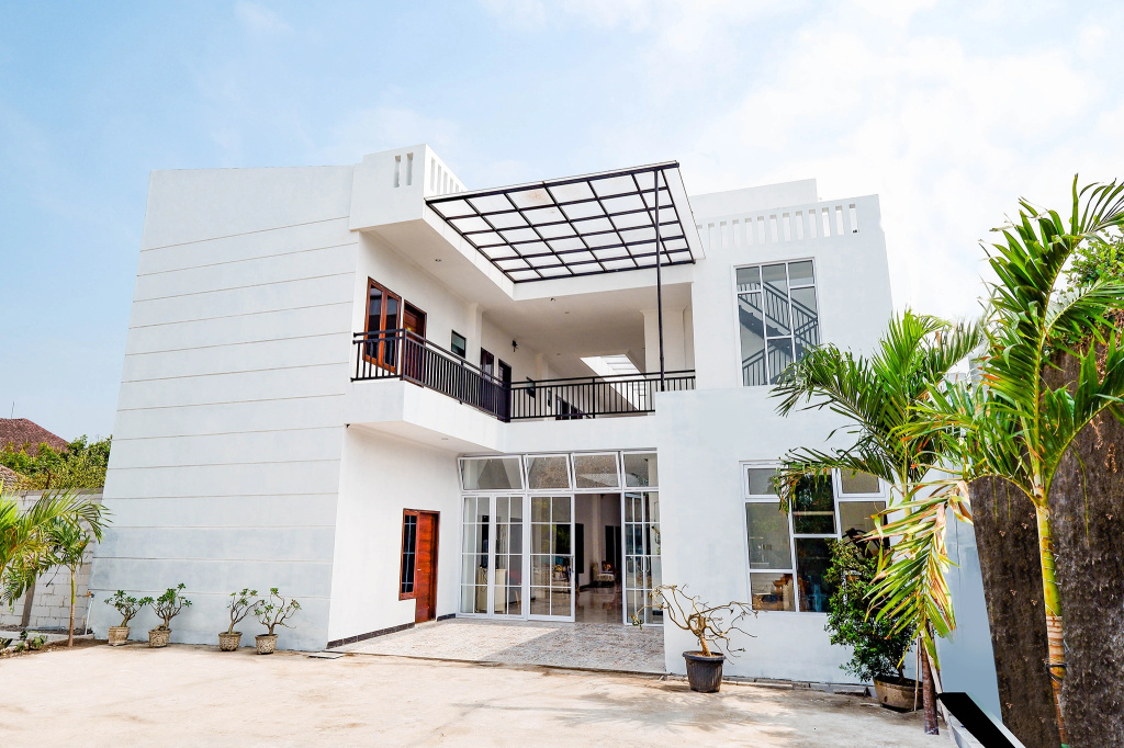 OYO 1611 Four D'home in Karanganyar