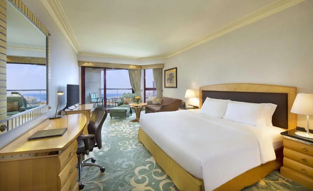 Deluxe Double room with partial sea view (full double bed)
