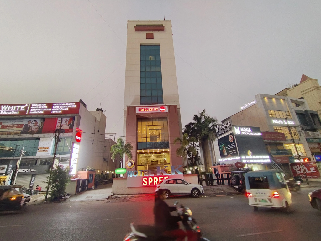 Hotel KK By Spree Rajkot