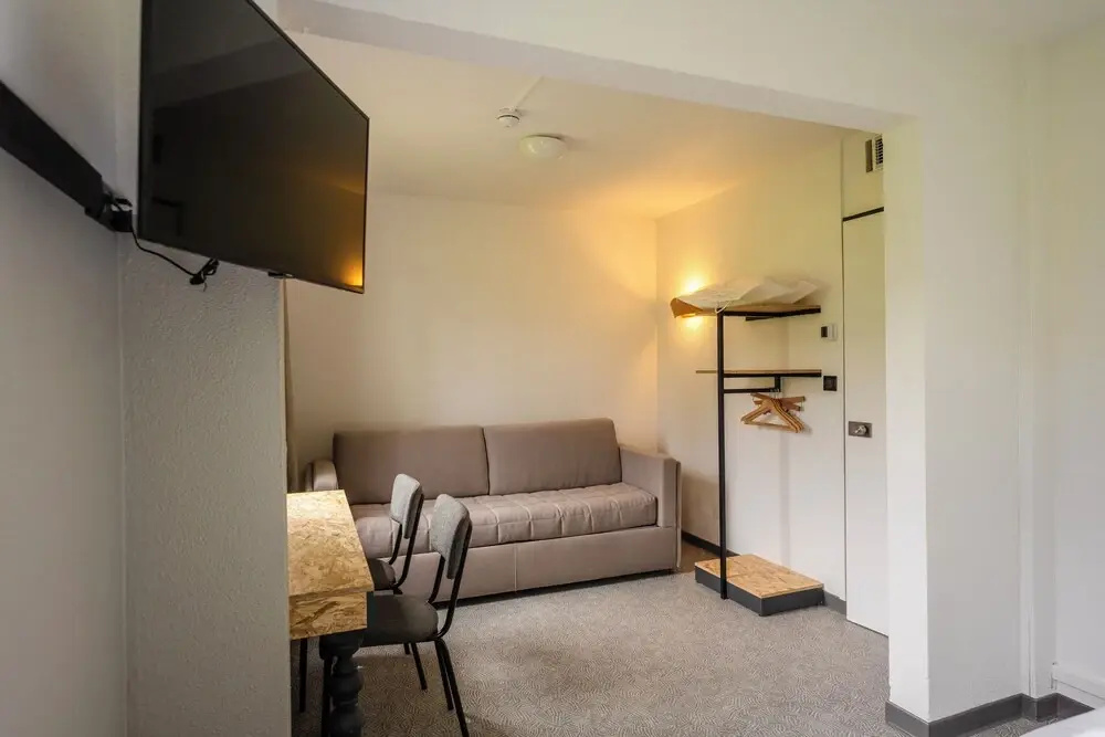 Greet Hotel Montbeliard - Chambres