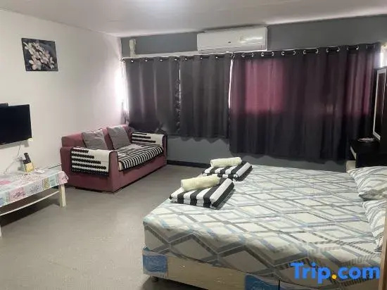 Double Studio (full double bed)