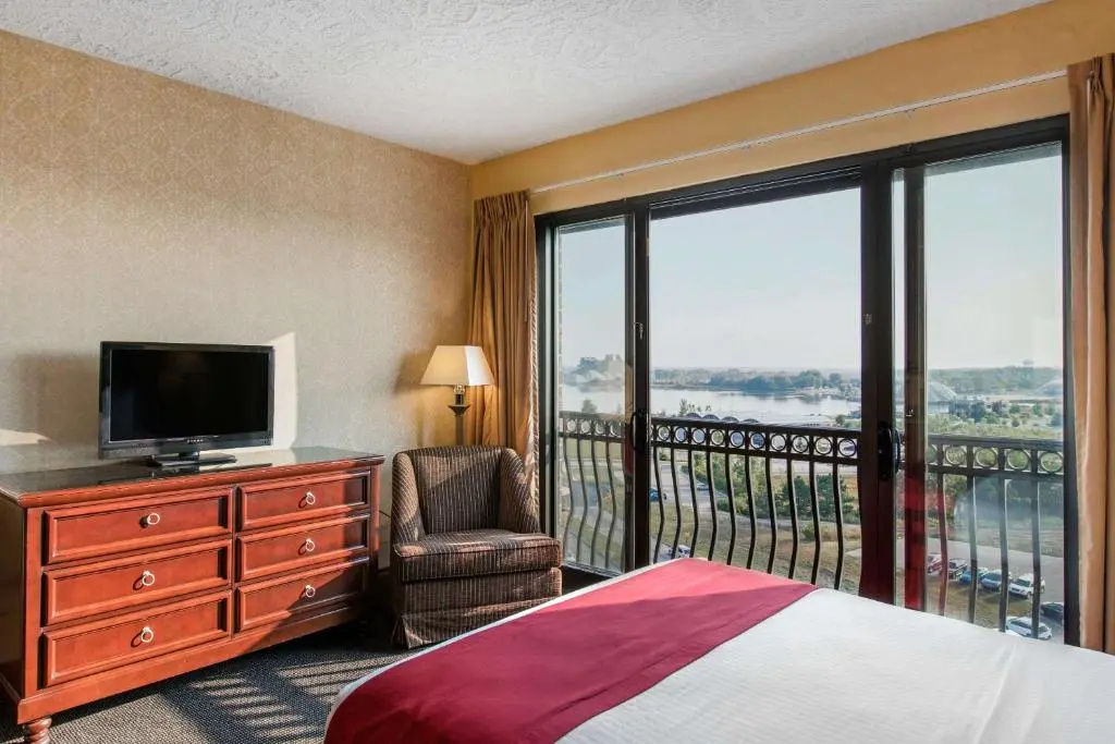 Shoreline Inn & Conference Center, an Ascend Collection Hotel - Chambres