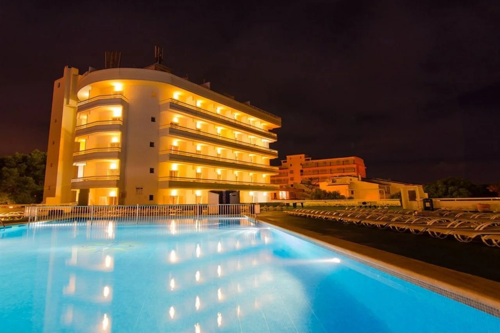 Hotel photo 11