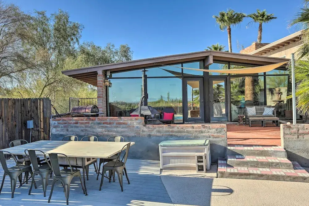 Tucson Oasis 'La Casa de las Palmas' w/ Pool!
