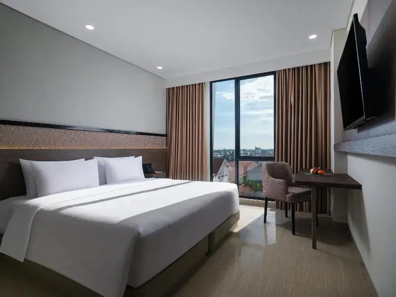 Deluxe Double room (full double bed)