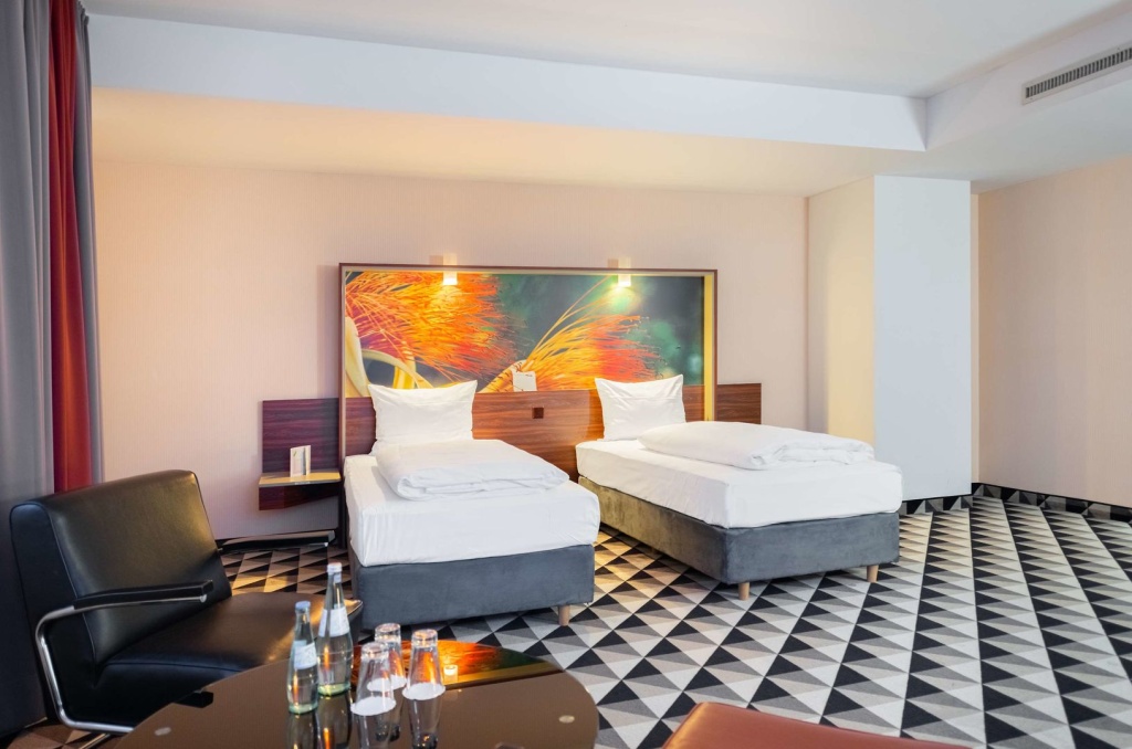 Premier Inn Köln City Mediapark – Bild 5