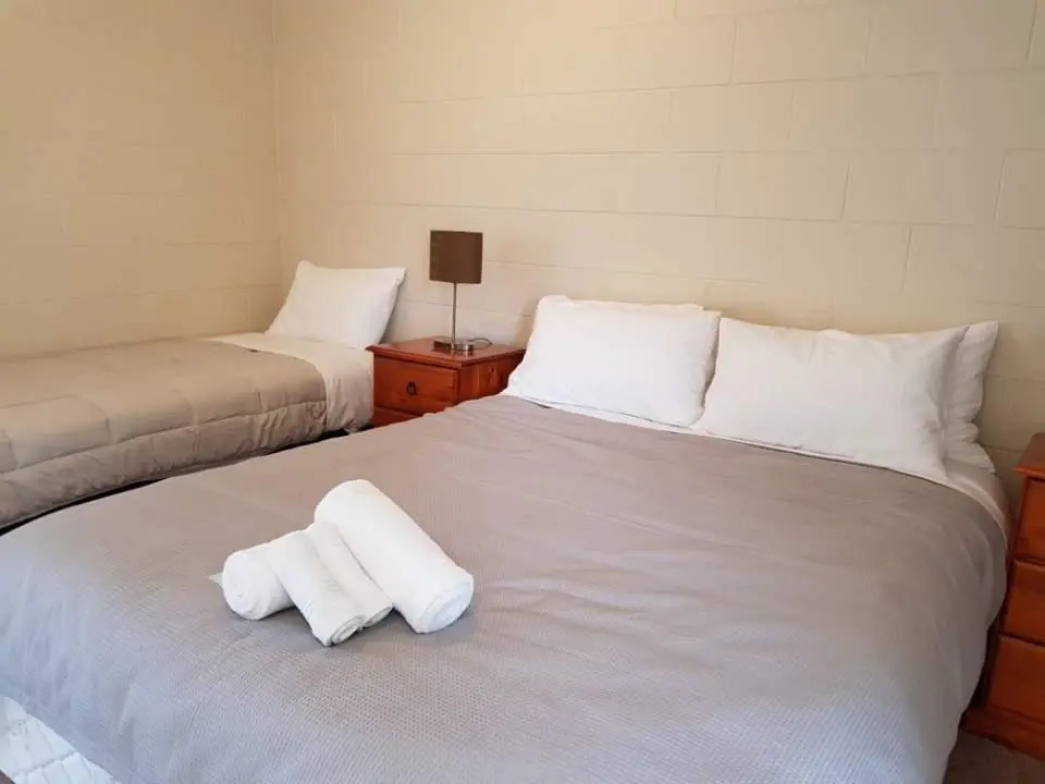 Double Studio (twin beds)