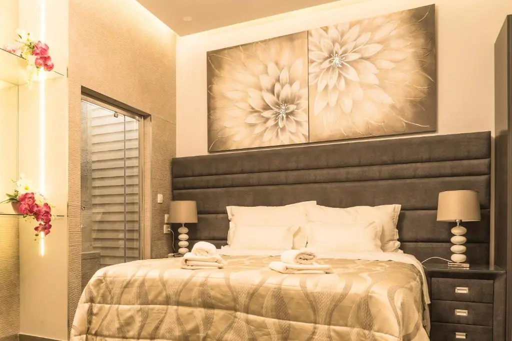 1 Bedroom Apartment with balcony