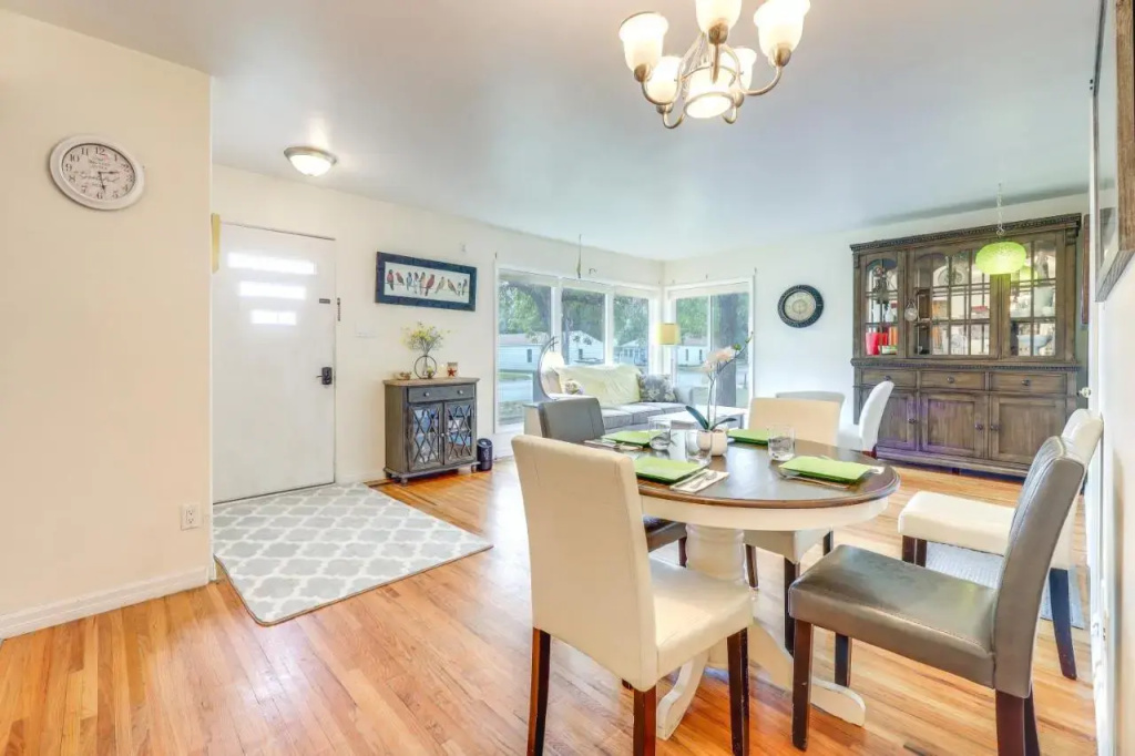 8 Mi to Lake Bowdoin: Pet-friendly Family Home! - фото 16