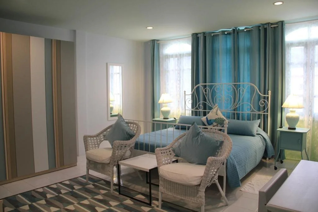 Mandarin Room - Général