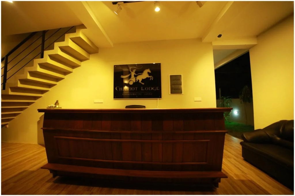 Lobby & Reception