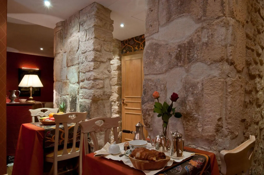 Relais Hotel Du Vieux Paris 20