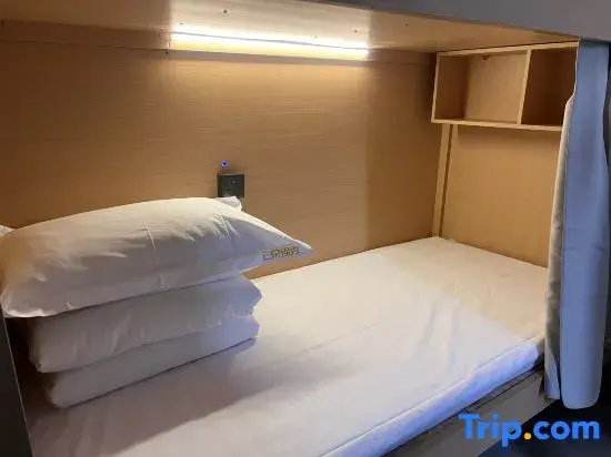 Bed in Dorm (female dorm)